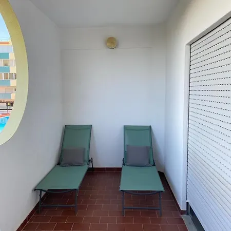 Apartment House Amendoeiras , Moura *