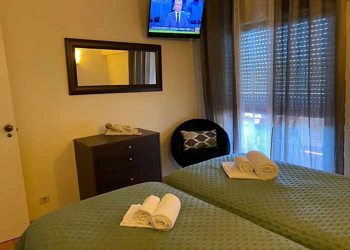 House Amendoeiras , Moura *