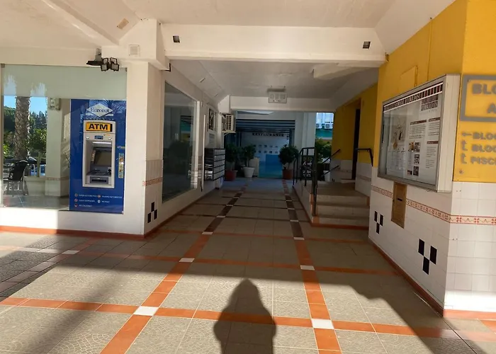 House Amendoeiras , Moura *